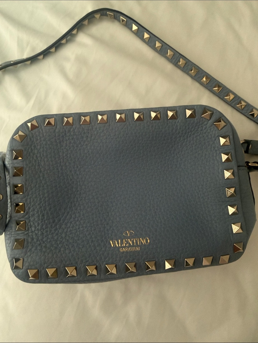 Valentino Garavani Light Blue Leather Rockstud Crossbody - Picture 6 of 6